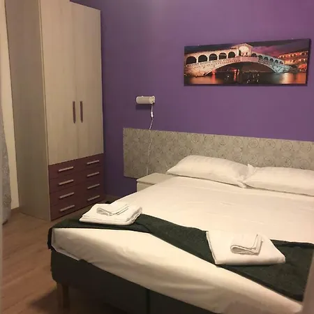 Pensión Marco Polo *